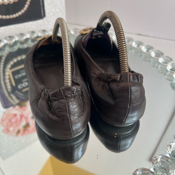 Tory Burch dark brown leather  Espadrilles with Gold Emblem size 8 - Picture 7 of 11